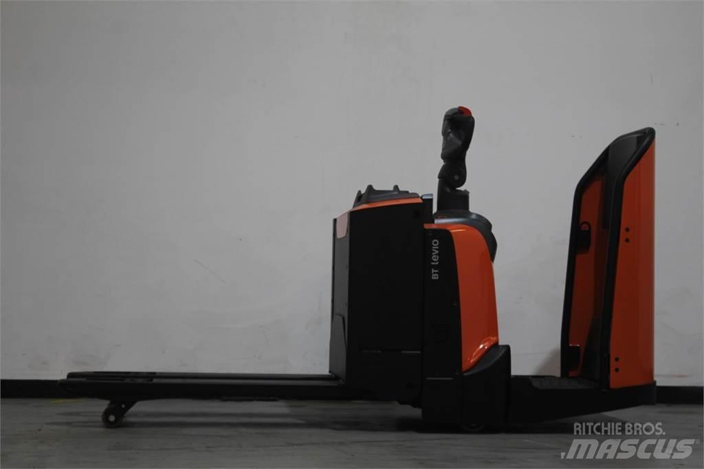 Toyota LPE200 Low lifter