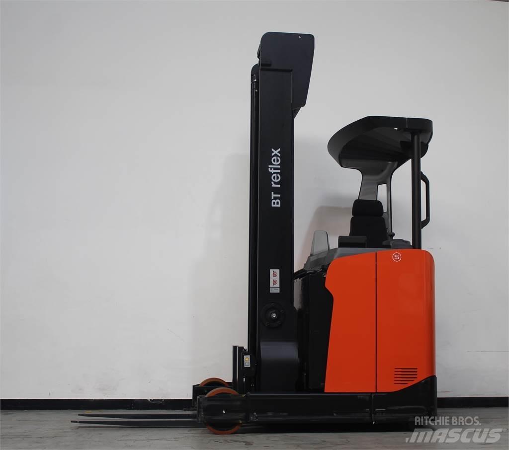 Toyota RRE140HE Reach truck