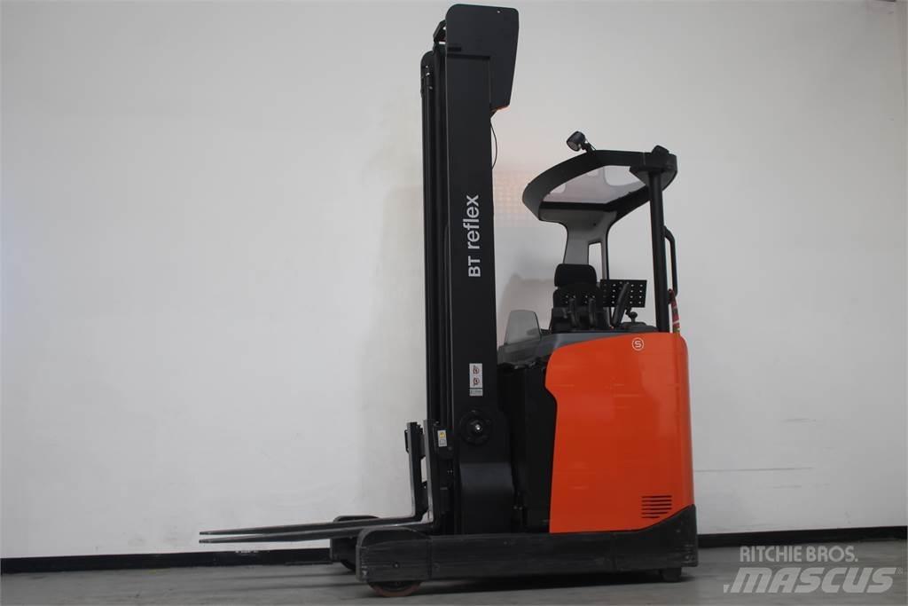 Toyota RRE160H Reach truck