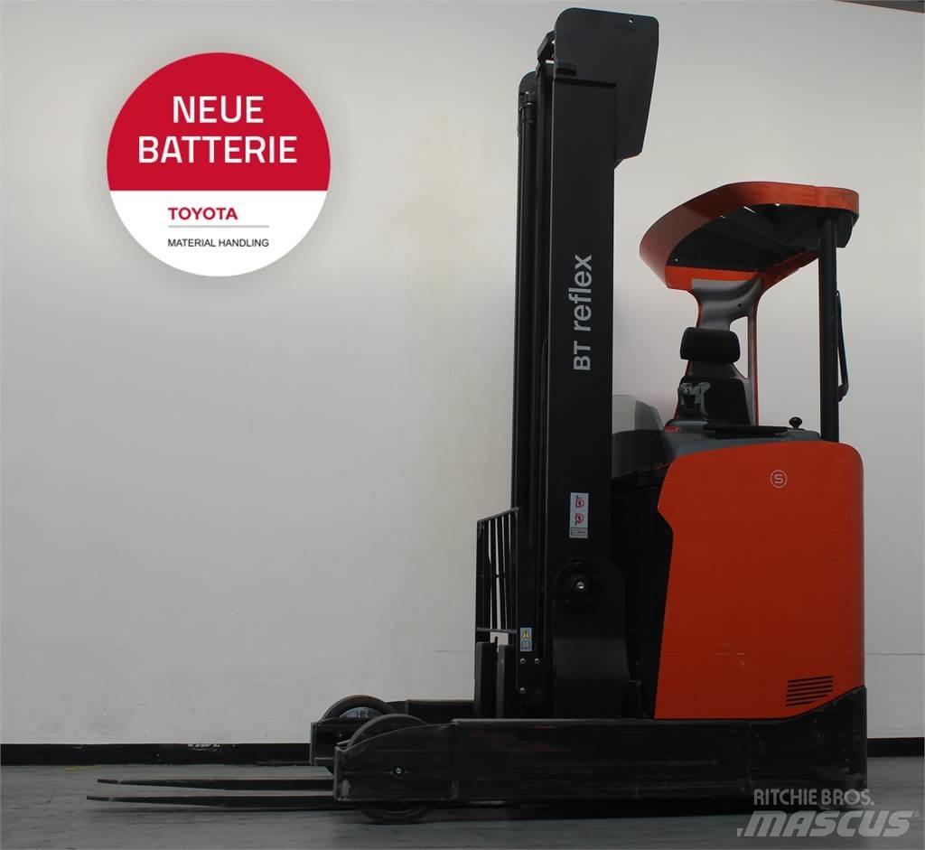 Toyota RRE200H Reach truck