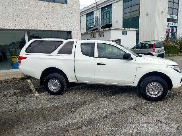 Fiat FULLBACK Flatbed / Dropside trucks