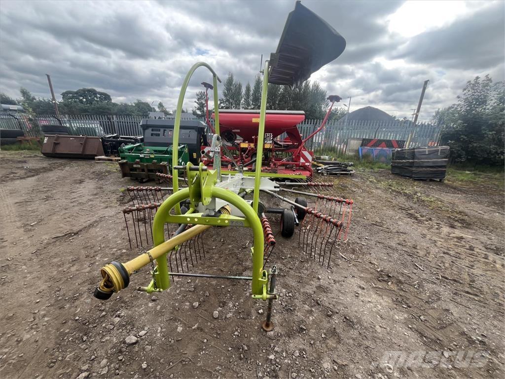 CLAAS LINER 450 Rakes and tedders