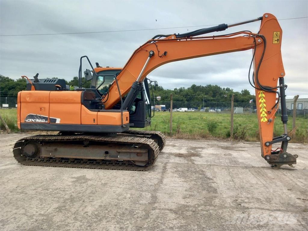 Develon DX140LC-5 Farm machinery