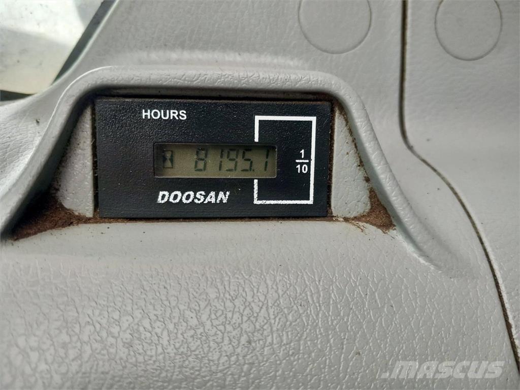 Develon DX140LC-5 Farm machinery