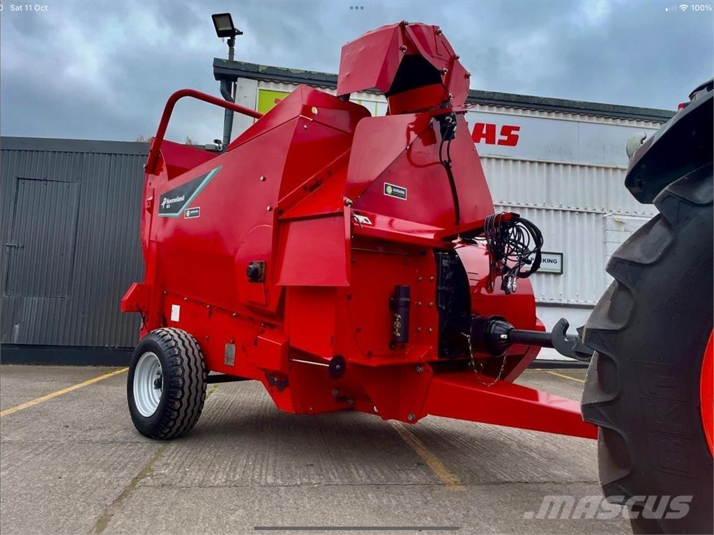 Kverneland 863 Feed mixer