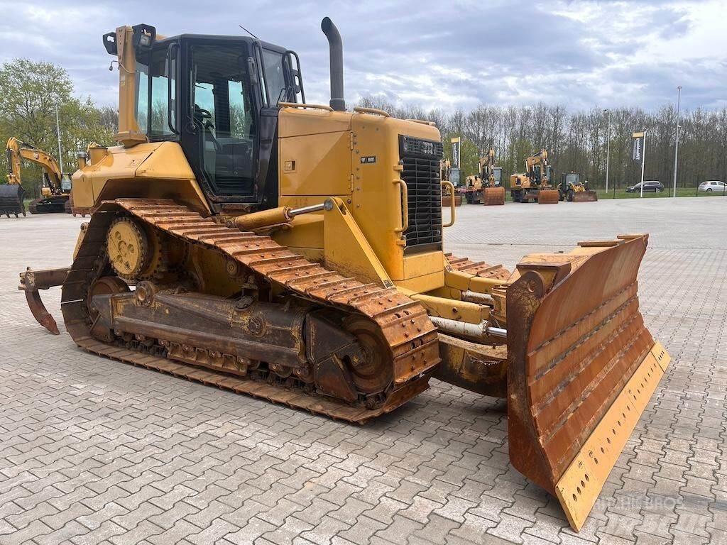 CAT D6N XL Crawler dozers