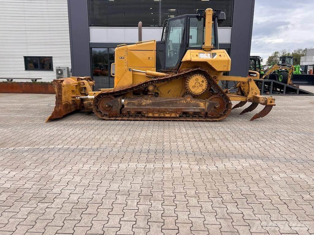 CAT D6N XL Crawler dozers