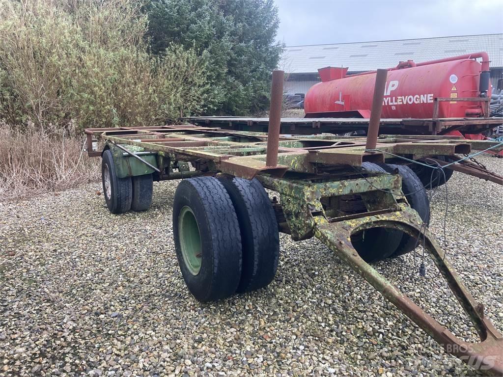  12 BIGBALLER Bale trailers