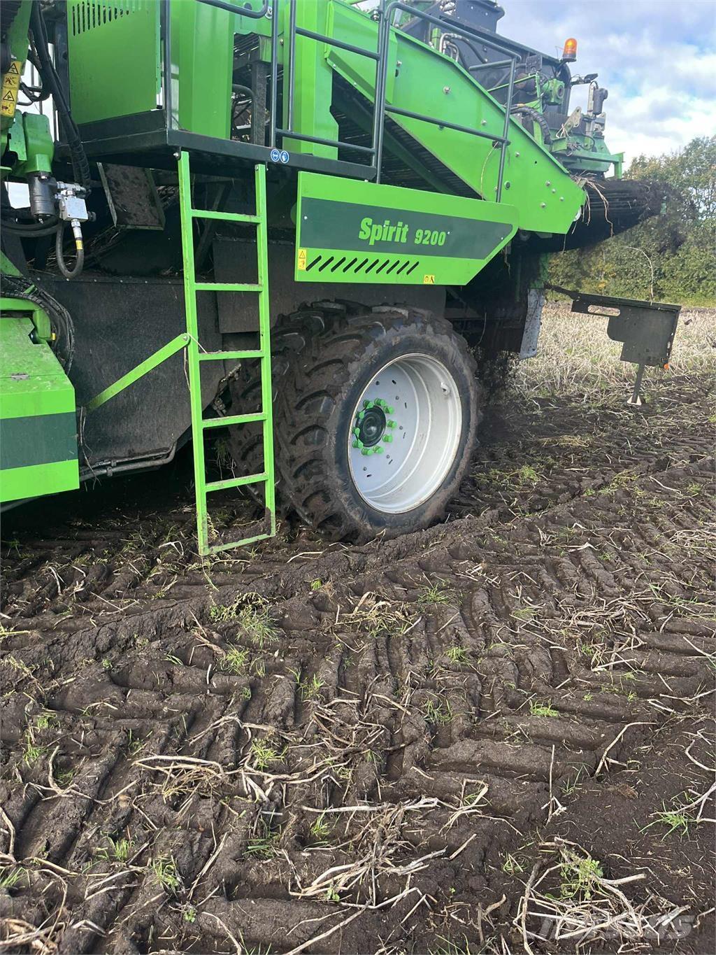 AVR 9200 CR Potato harvesters