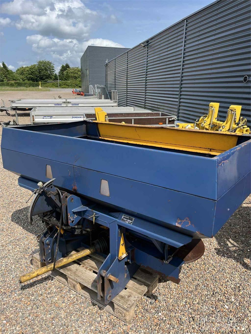 Bogballe E1500 Fertilizer sprayers
