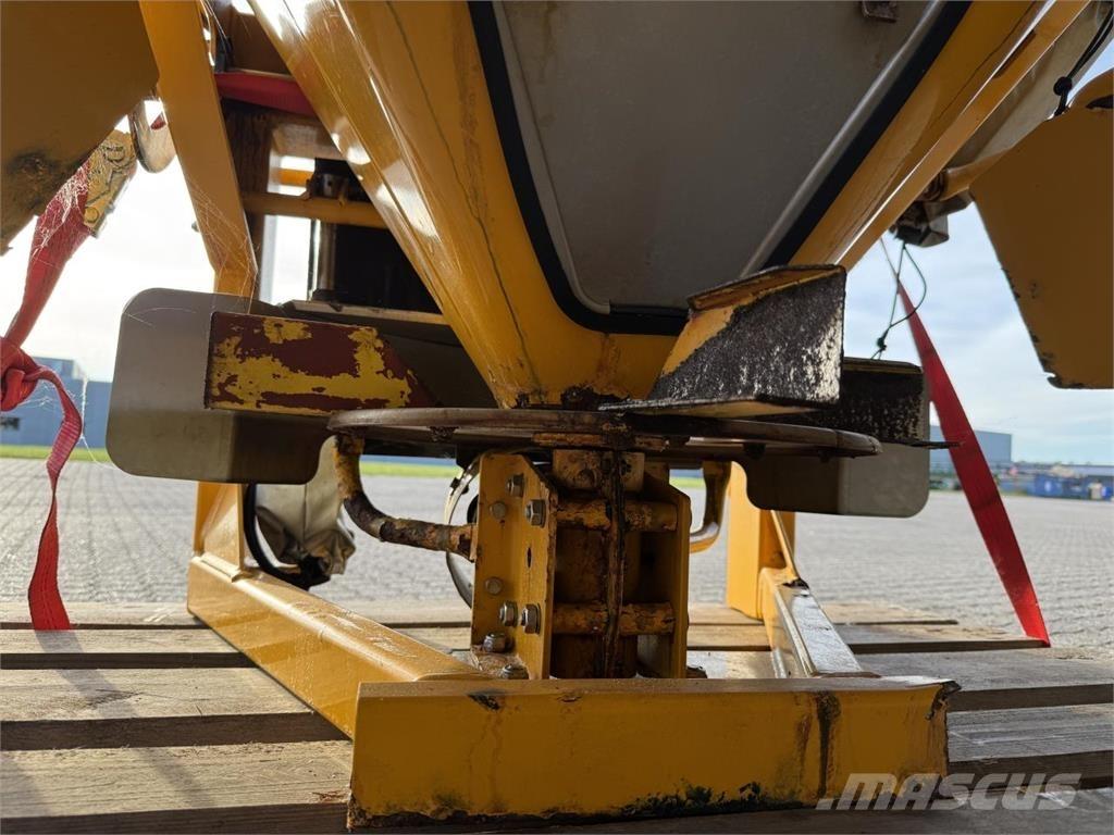Bogballe S3 Sand and salt spreaders