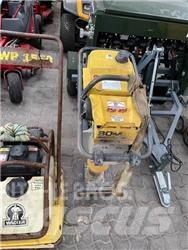 Bomag BT602 Tampers