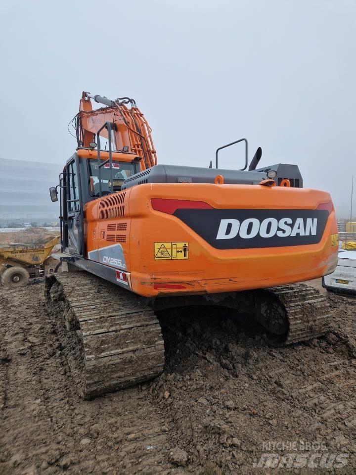 Doosan 255-5 Crawler excavators