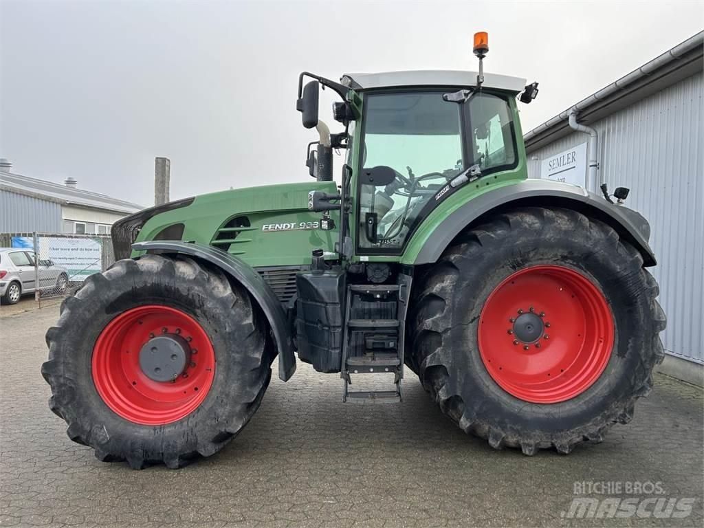 Fendt 933 Tractors