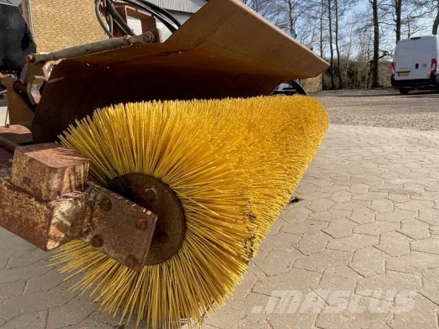  FF 2800 SP Other groundscare machines
