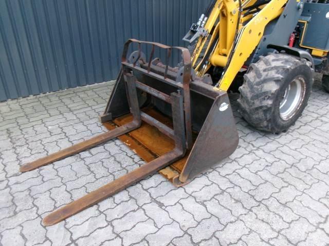 Gehl 340 Mini loaders