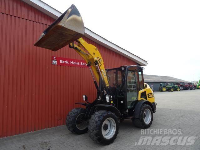 Gehl 650 Mini loaders