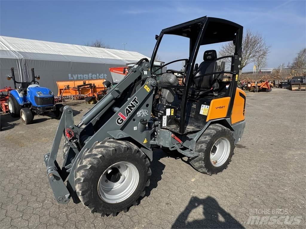 GiANT 452T Mini loaders