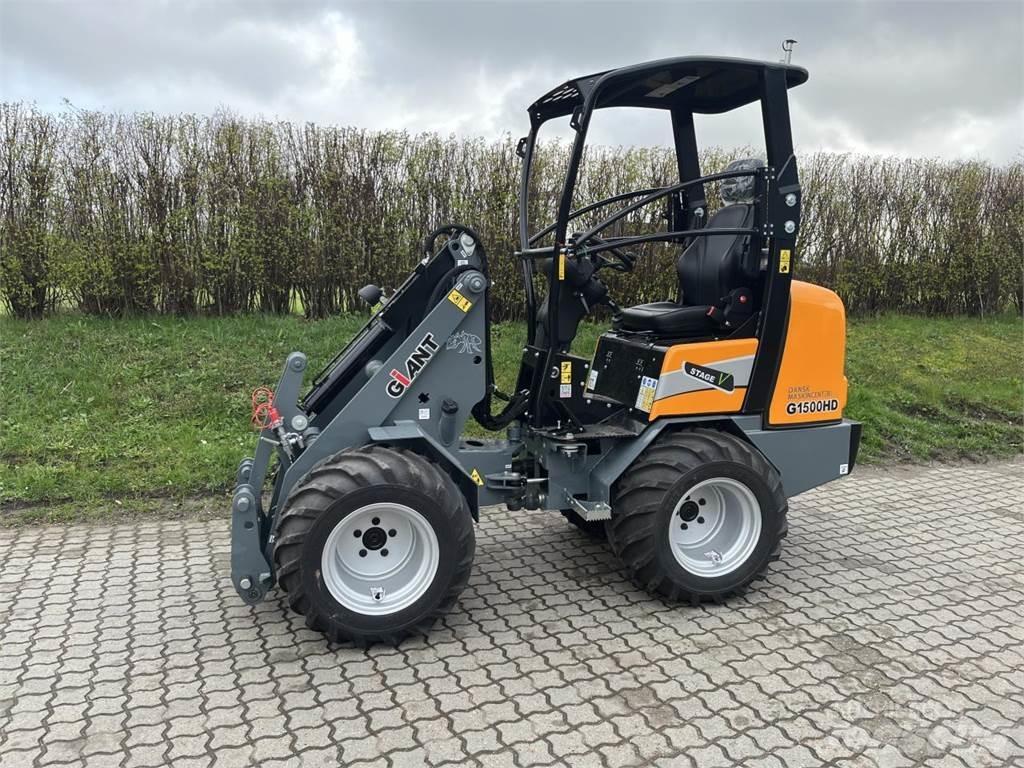 GiANT G1500 Mini loaders