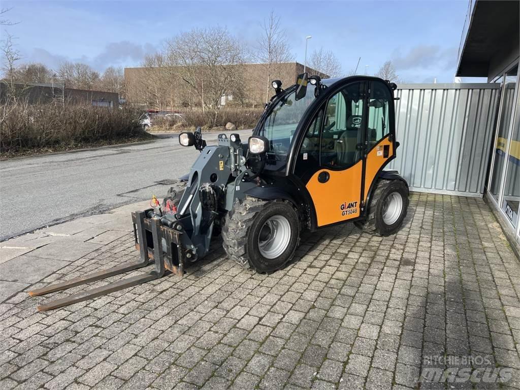GiANT GT5048 Telescopic handlers