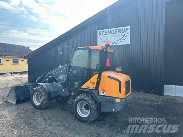 GiANT V5003X Mini loaders