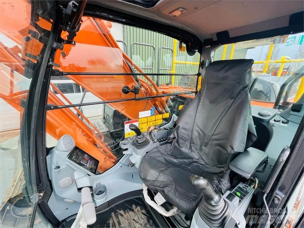Hitachi ZX210LC-7 Crawler excavators