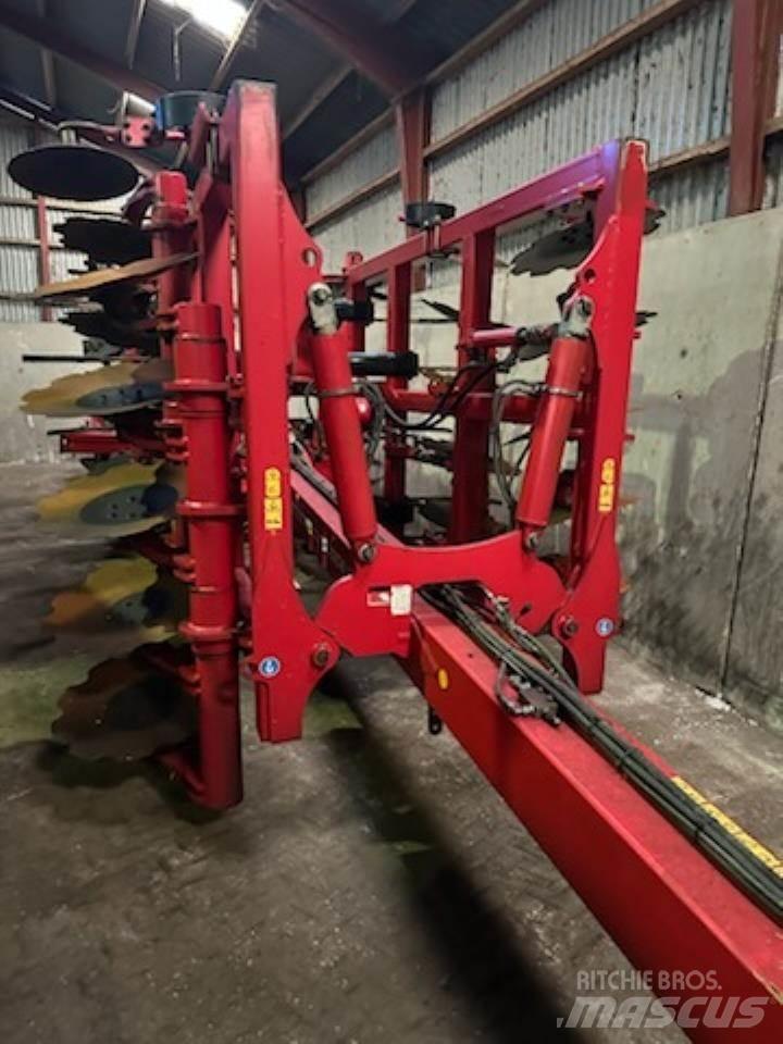 Horsch TIGER 4 MT Disc harrows