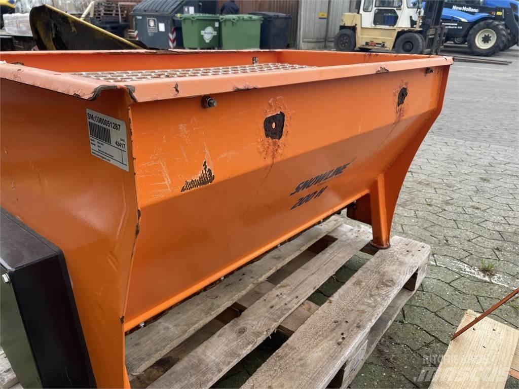Hydromann 200G Sand and salt spreaders