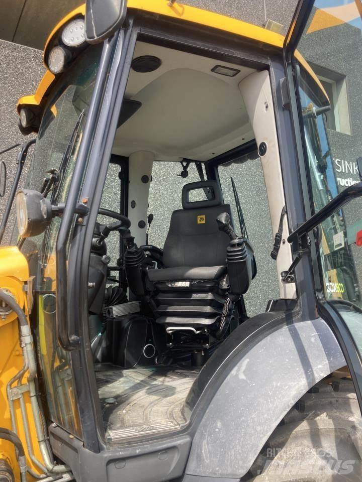 JCB 3CX Backhoe