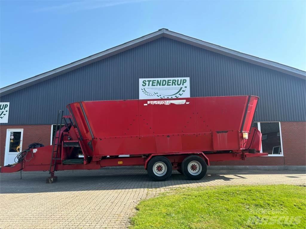 JF 32 Forage wagons