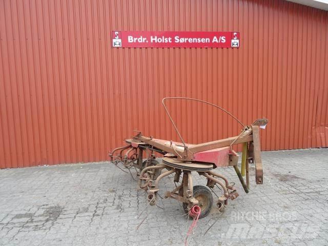 JF CR 320 Rakes and tedders