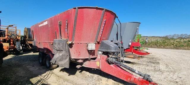 JF VM 29-3 Forage wagons
