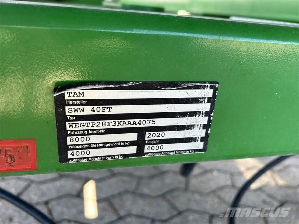 John Deere 740PF Combine harvester heads