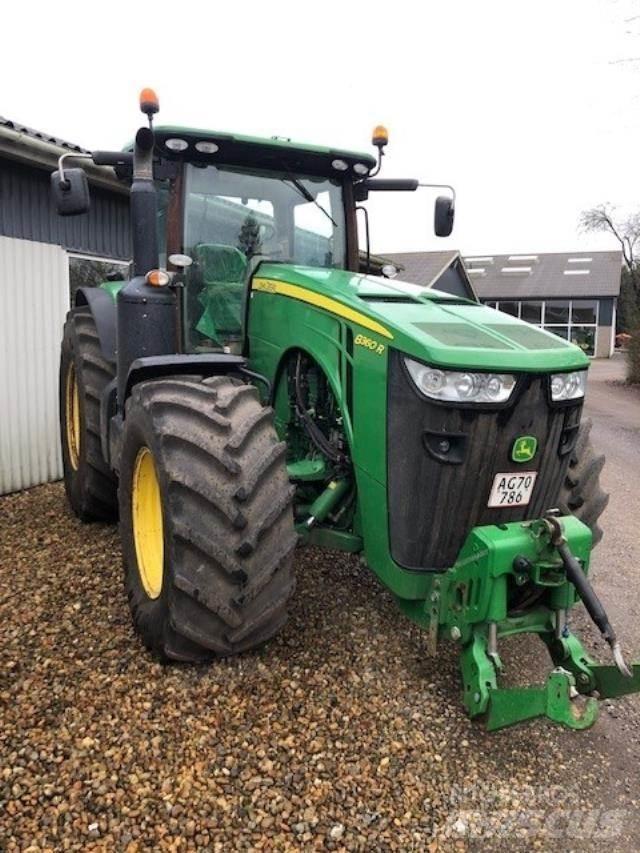 John Deere 8360R Tractors