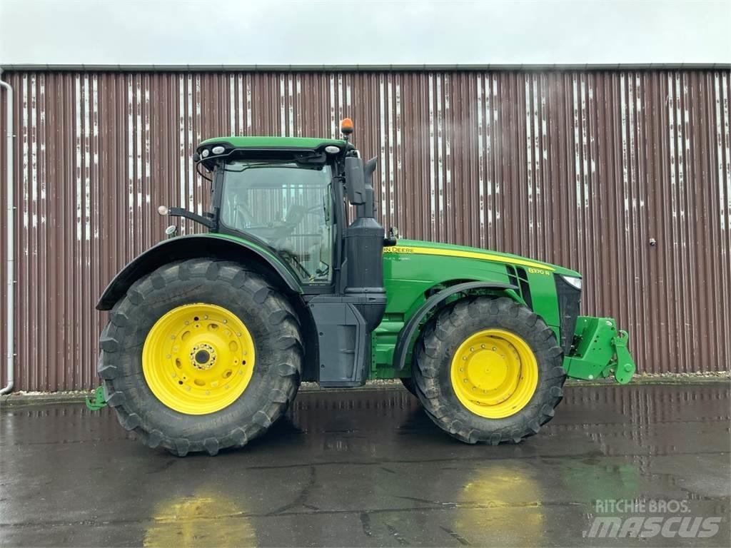 John Deere 8370R Tractors