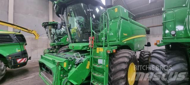 John Deere T660I Combine harvesters