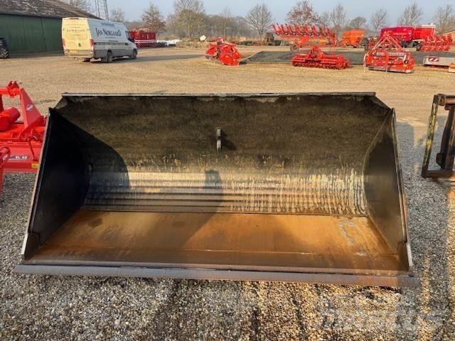 Kirk K80298L 2,8 Buckets
