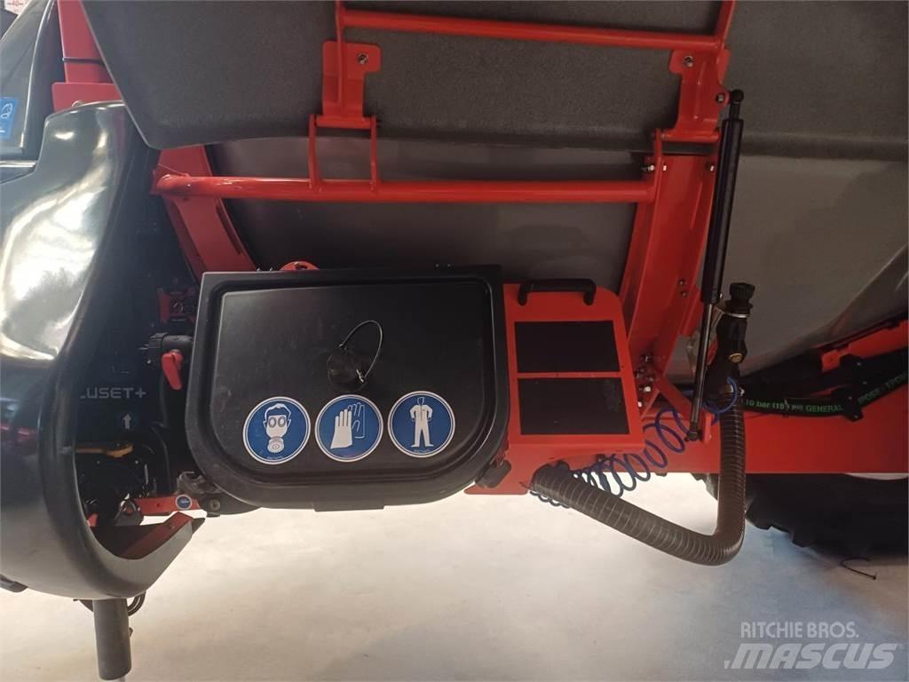 Kuhn METRIS 4102 Trailed sprayers