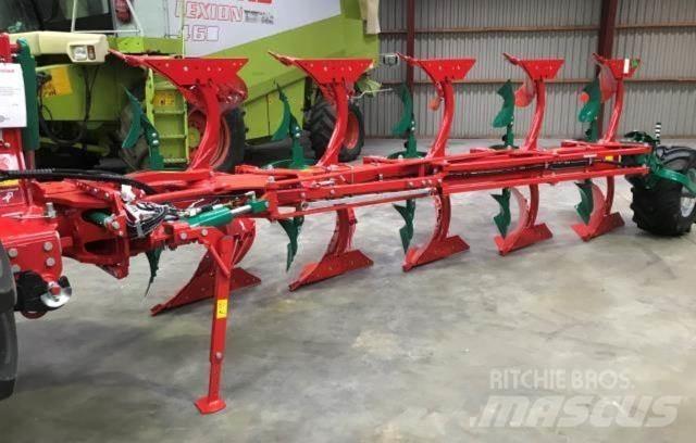 Kverneland 3300S Reversible ploughs
