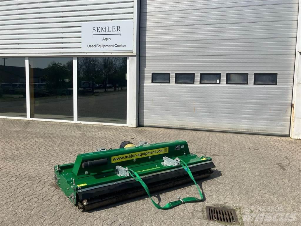 Major MJ71 240 Mowers