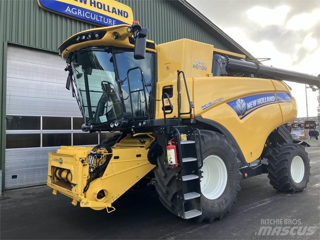 New Holland CR9.90 Combine harvesters