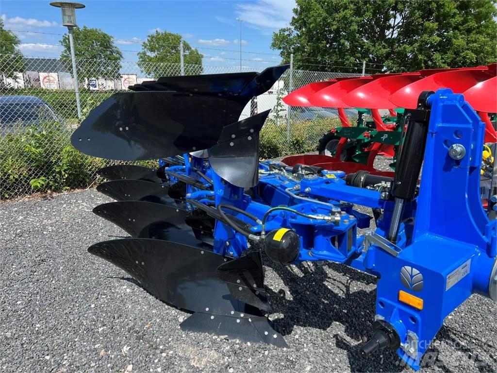 New Holland PHVH4 Reversible ploughs