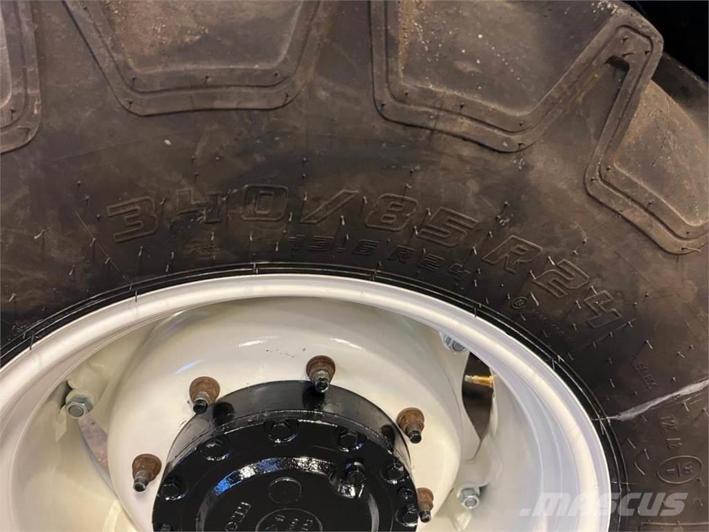 New Holland T5030 Tractors