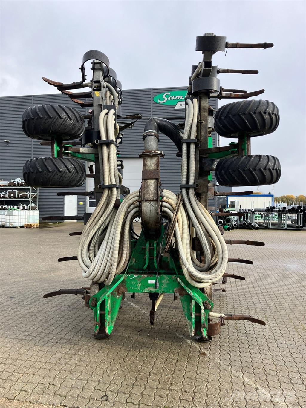 Samson CMX 8,6 Fertilizer sprayers