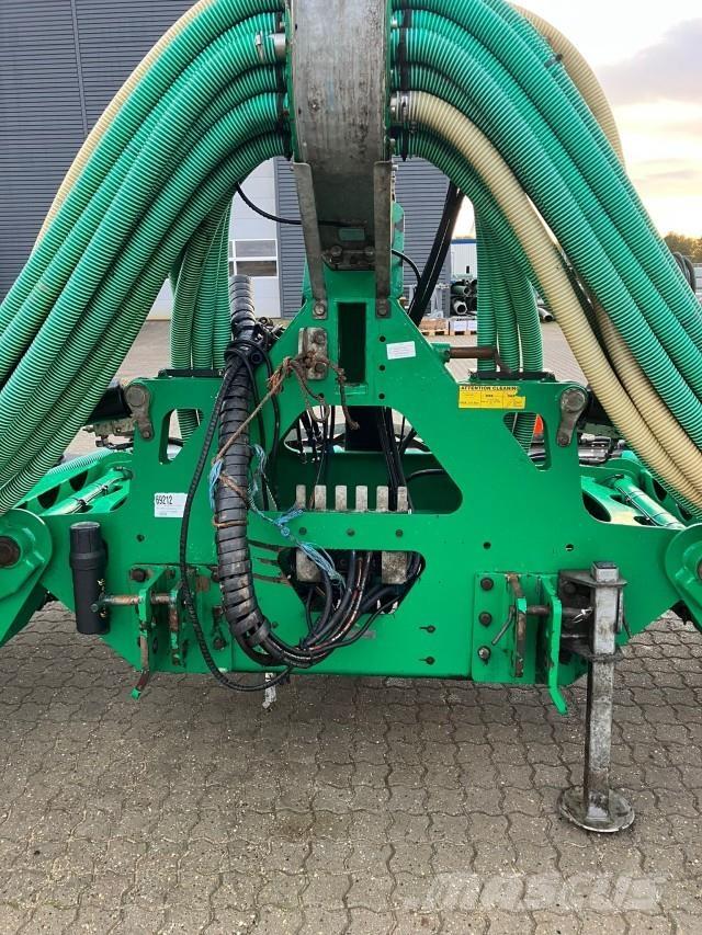 Samson TD 12 Fertilizer sprayers