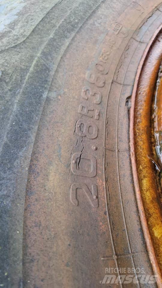 Schaad 20.8R38 Tyres, wheels and rims