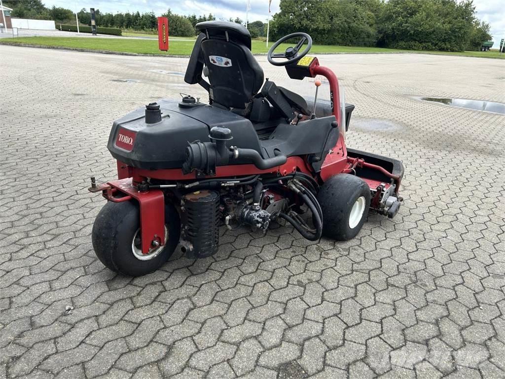 Toro GM3250 Greens mowers