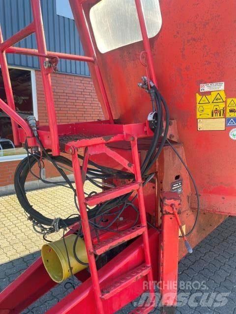 Trioliet 2400 L Forage wagons