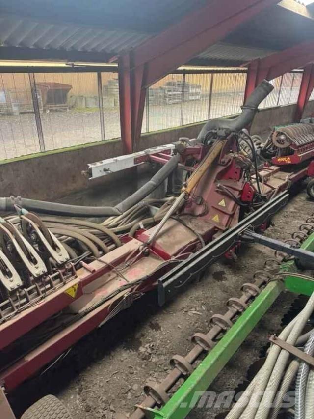 Vredo 12 Fertilizer sprayers