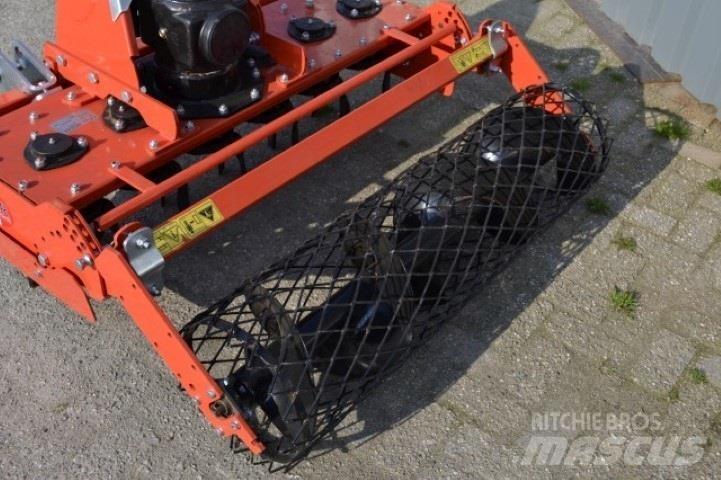  - - -  boxer Harrows